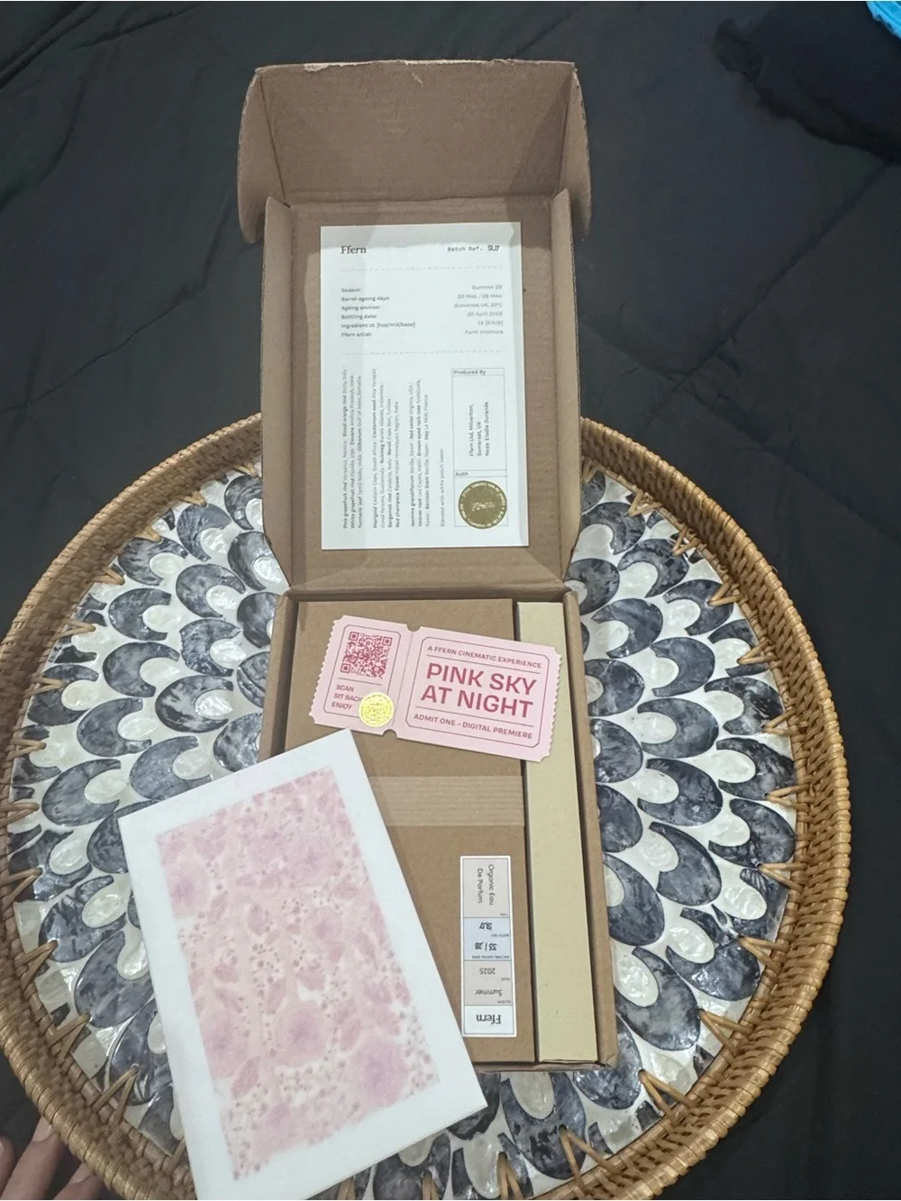 Spring 25 Pink Sky At Night Decorative Gift Box Complete Set - Pink Sealed Box